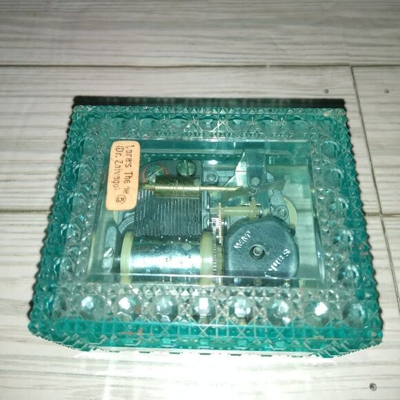 Sankyo Vintage Japan Music Box Lara's Theme 5 Dr. Zhivago Box Made In Hong Kong - Picture 7 of 10